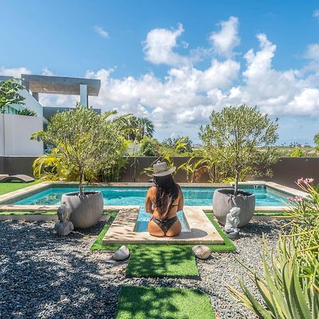 Lama Y Solo Unique Private Room Walking Distance To The Beach Палм Бийч Екстериор снимка