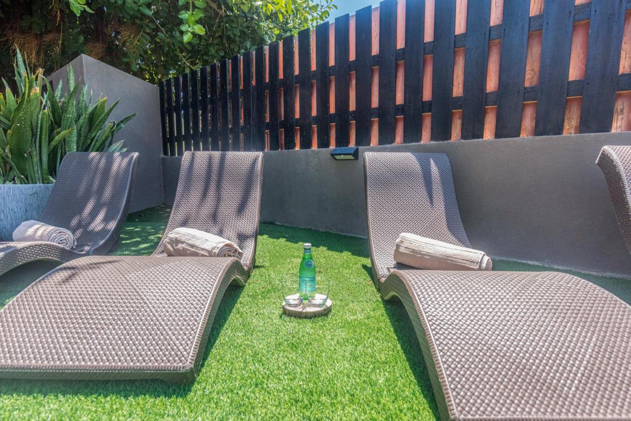 Lama Y Solo Unique Private Room Walking Distance To The Beach Палм Бийч Екстериор снимка
